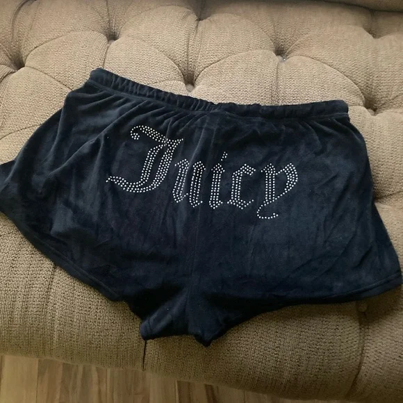 Juicy Couture Bling Soft Velour Shorts - Picture 3 of 5